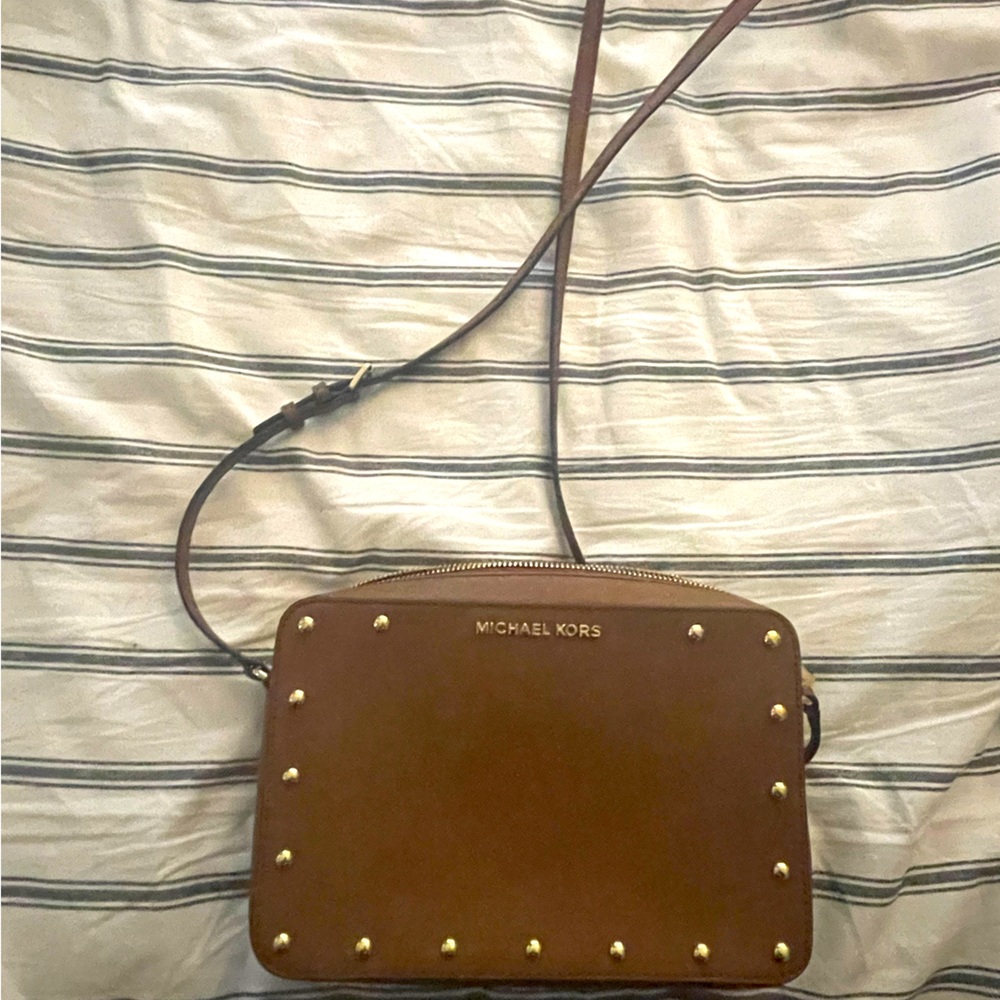 Michael kors crossbody